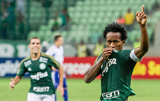 Z Roberto comemora segundo gol do Palmeiras contra o Rio Claro, no Allianz Parque