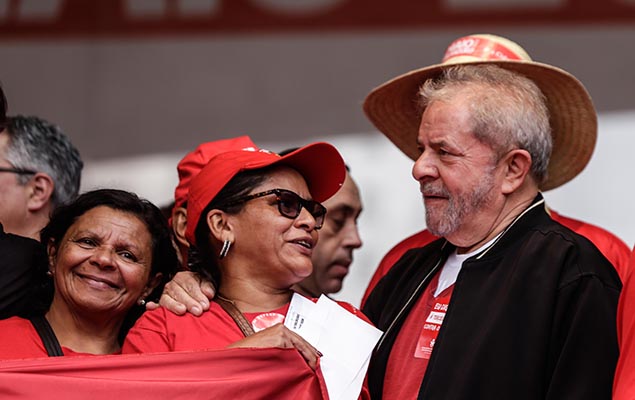O ex-presidente Luiz In�cio Lula da Silva em ato da CUT e centrais sindicais no centro de SP