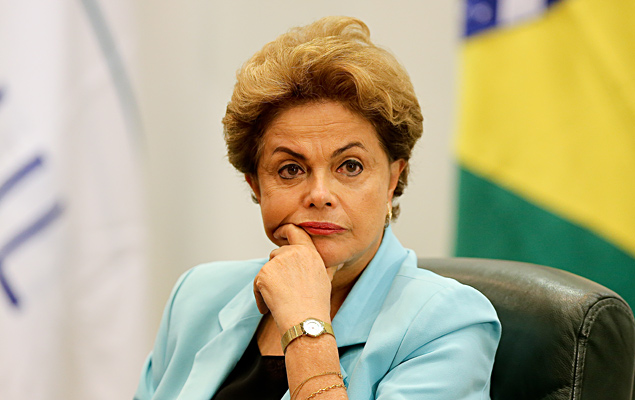 BRASLIA, DF, 12.08.2015 A presidente Dilma Rousseff participa da cerimnia de formatura da turma Paulo Kol (2013/15), do curso de formao do Instituto Rio Branco