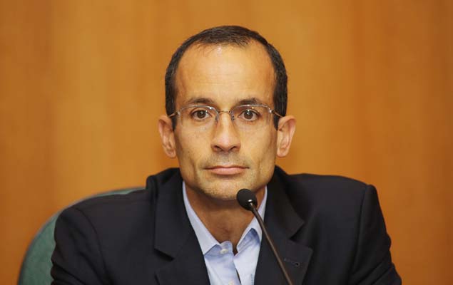 Marcelo Odebrecht, presidente da holding que administra a empreiteira, fica calado diante dos deputados da CPI da Petrobras