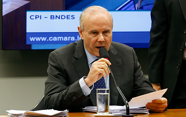 O ex-ministro da Fazenda Guido Mantega durante depoimento  CPI do BNDES