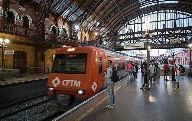 Trem da CPTM na Estao da Luz; Ministrio Pblico apontou cartel e fraude em um contrato da empresa