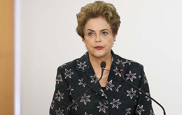 A presidente Dilma Rousseff anuncia medidas para modernizao do futebol brasileiro, no Palcio do Planalto, em Braslia (DF), nesta tera-feira