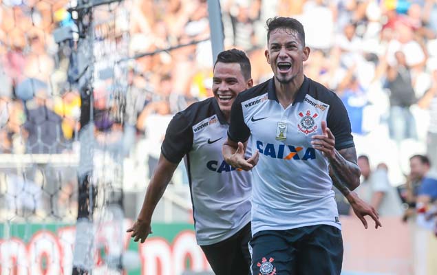 Lucca festeja ao marcar o primeiro gol do Corinthians na vitria por 2 a 0 sobre o So Paulo, no Itaquero, pelo Campeonato Paulista