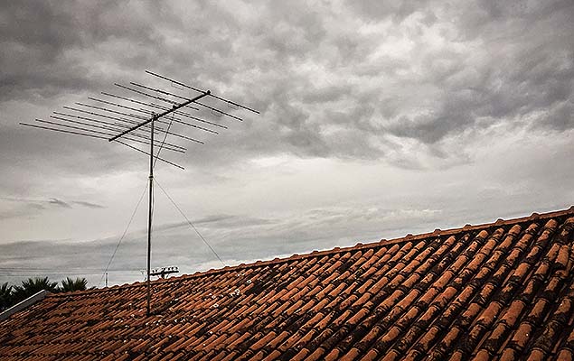 Sinal analógico de TV começa a ser desligado nesta terça no país, segundo a Abert (Associação Brasileira de Emissoras de Rádio e Televisão)