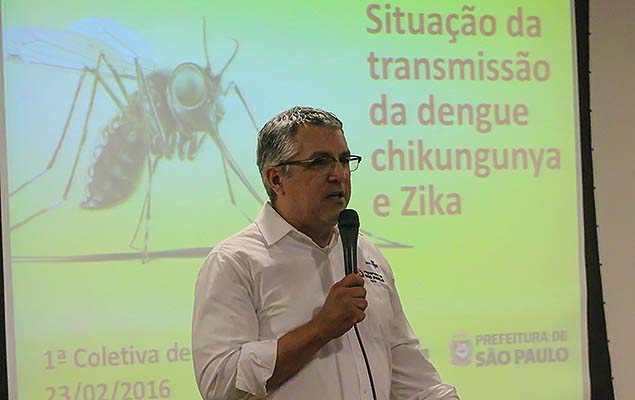 O ex-ministro da Sade Alexandre Padilha durante evento de combate  dengue em So Paulo