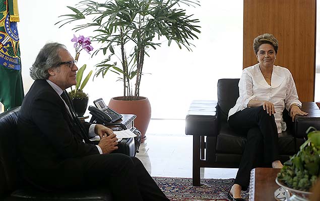 Dilma Rousseff em reunio com Luis Almagro, secretrio-geral da OEA, no Palcio do Planalto