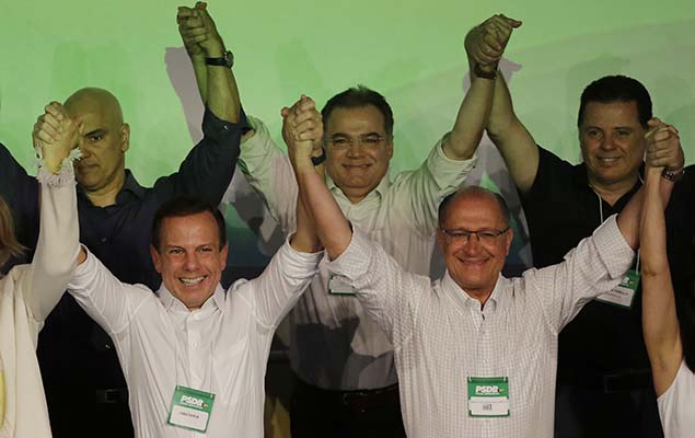 O candidato do PSDB  Prefeitura de So Paulo, Joo Dria, e o governador Geraldo Alckmin, participam de conveno do partido
