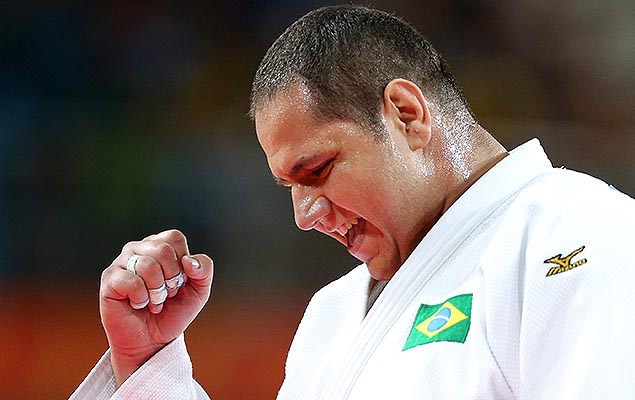 O judoca Rafael Silva, o "Baby", conquista a medalha de bronze na categoria pesado, mais de 100 kg, nos Jogos do Rio, nesta sexta-feira