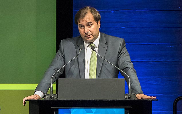O presidente da Repblica em exerccio, Rodrigo Maia, durante o Congresso Brasil Competitivo, em So Paulo, nesta quarta-feira