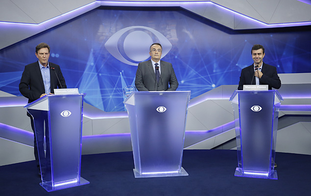 Marcelo Crivella e Marcelo Freixo, candidatos  prefeitura do Rio de Janeiro, durante debate do segundo turno realizado pela Tv Bandeirantes