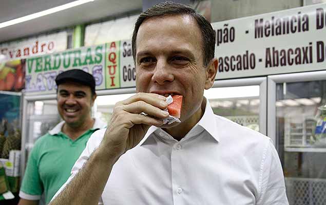 O prefeito eleito de So Paulo Joo Doria (PSDB) visita o mercado municipal do Ipiranga
