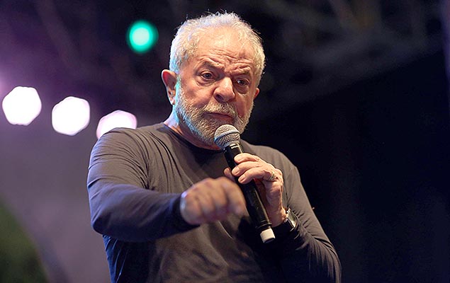 Ex-presidente Lula na abertura da Expocatadores 2016, feira que reúne catadores de material reciclável de todo país, em Belo Horizonte (MG)