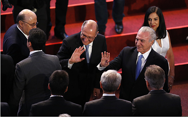 O presidente da Repblica, Michel Temer, ao lado do governador de So Paulo, Geraldo Alckmin, durante evento de premiao do Lder do Brasil 2016, evento organizada pelo Lide - Grupo de Lderes Empresariais