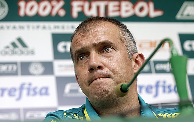 Eduardo Baptista  apresentado como o novo tcnico do Palmeiras, na Academia de Futebol (zona oeste de SP), nesta quinta-feira