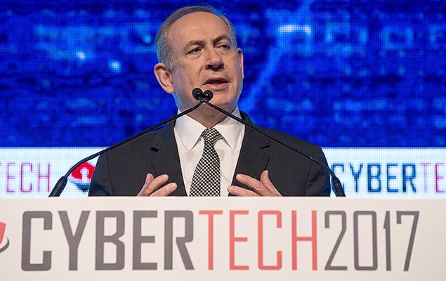 O primeiro-ministro israelense, Binyamin Netanyahu, participa de conferncia sobre segurana ciberntica em Tel Aviv, nesta tera-feira
