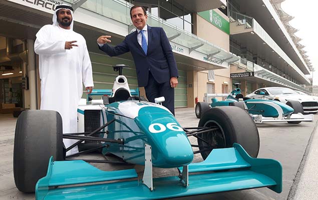 Joo Doria (PSDB)em visita ao autdromo de Abu Dhabi, nos Emirados rabes, em fevereiro