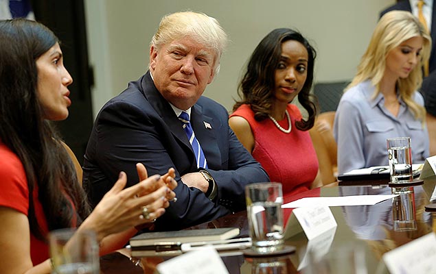 O presidente dos EUA, Donald Trump, participa de reunio com empresrias de pequenos negcios na Casa Branca, em Washington 