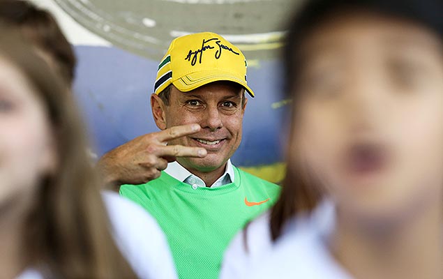 Vestido de verde e amarelo, o prefeito Joo Doria inaugura nesta segunda a praa Ayrton Senna, no Ibirapuera (zona sul de SP)