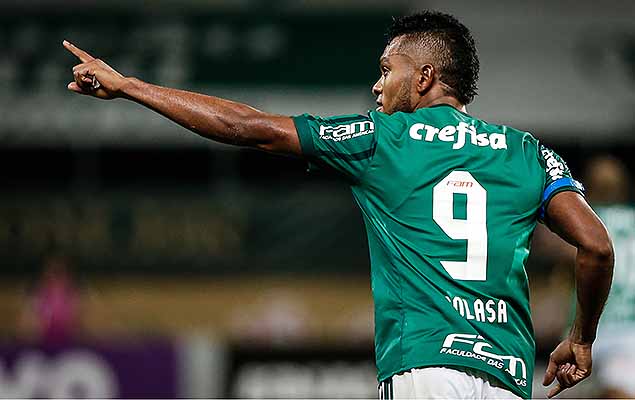 Miguel Borja do Palmeiras comemora seu segundo gol na partida entre Palmeiras X Vasco, neste domingo (14) no Allianz Parque na zona oeste de So Paulo, vlida pela 1 rodada do Campeonato Brasileiro 2017.