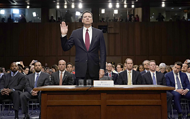 James Comey, ex-diretor do FBI (Federal Bureau of Investigation), presta testemunho durante Comit de Inteligncia do Senado, em Washington