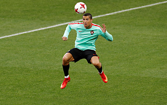 Cristiano Ronaldo durante treinamento da seleo de Portugal na vspera da partida entre Rssia x Portugal 