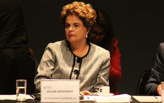 Ex-presidente Dilma Rousseff durante audincia pblica para debater a situao do programa Mais Mdicos, na Cmara de Porto Alegre