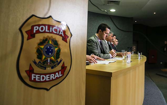 Delegados detalham a 42 fase da Operao Lava Jato na sede da PF, em Curitiba, que prendeu Aldemir Bendine, ex-presidente da Petrobras