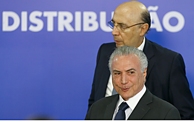 O presidente Michel Temer,acompanhado do ministro Henrique Meirelles (Fazenda), realiza a divulgao dos nmeros dos dividendos do FGTS, em Braslia