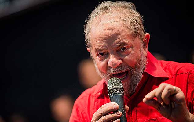 O ex-presidente Lula discursa em Timon (MA) neste domingo (3).  o dcimo oitavo dia da caravana do petista por 25 municpios do Nordeste.