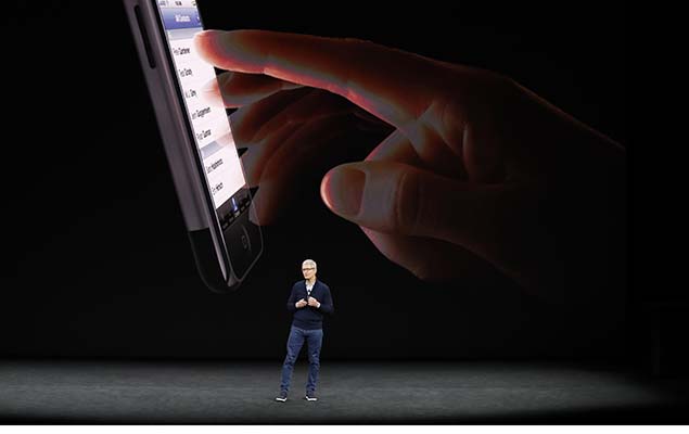 O CEO da Apple, Tim Cook, durante um evento de lanamento do iPhone 8 
