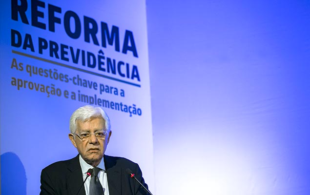 Ministro Moreira Franco em frum sobre a reforma da Previdncia, promovido pelo jornal 