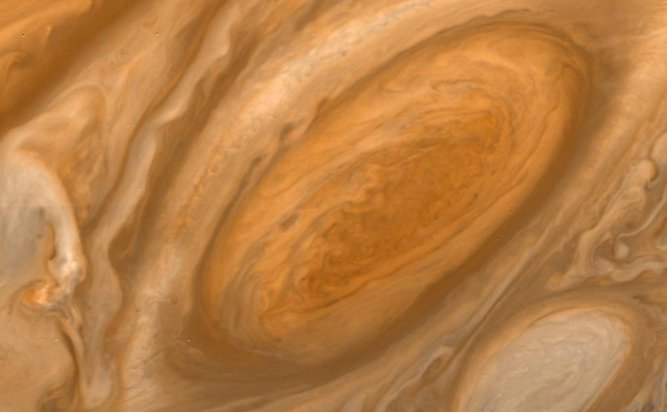 Imagem de tempestade na superfície de Júpiter feita de uma distância de mais de 2,6 milhões de quilômetros Leia Mais