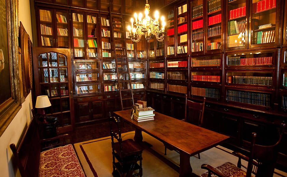 Biblioteca do Palácio Boa Vista, em Campos do Jordão
