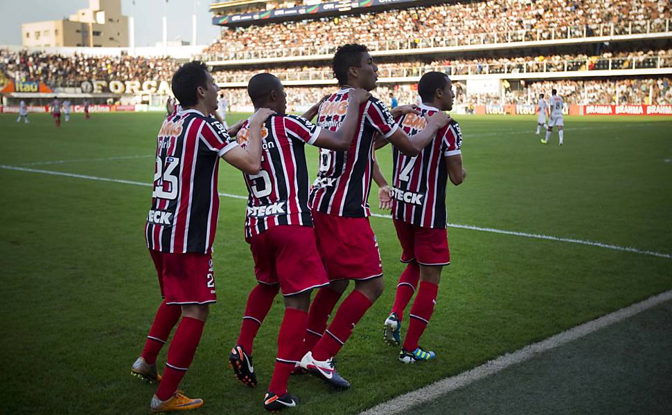 Lucas puxa fila com Casemiro, Wellington e Piris  após gol do São Paulo