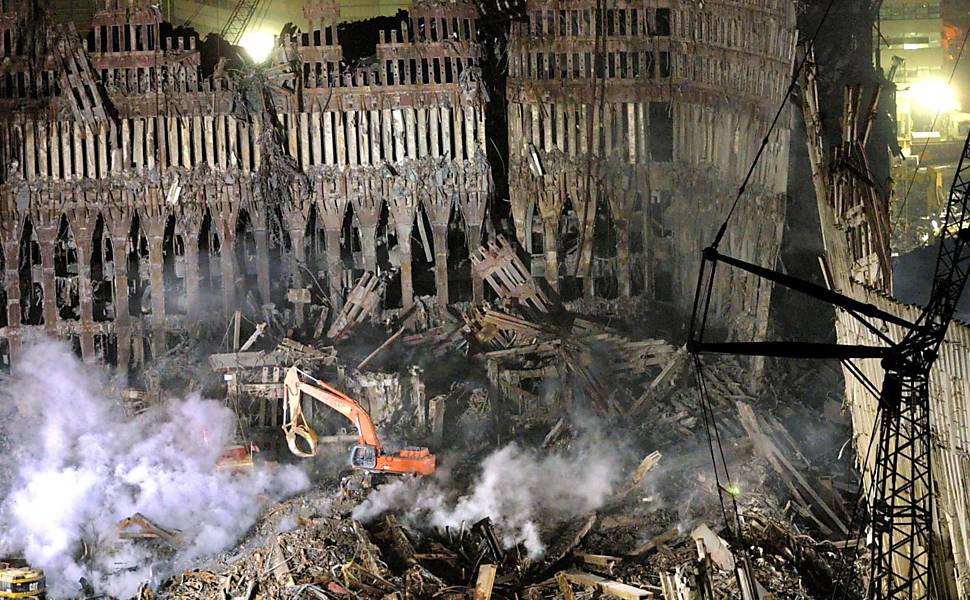 Escombros das torres do WTC, atacadas em 11 de Setembro