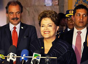 Presidente Dilma como ministro Aloizio Mercadante (Cincia e Tecnologia), na Venezuela