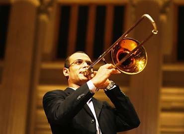 O trombonista Jos Milton Vieira, vencedor da categoria solo
