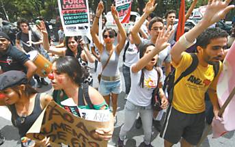 Manifestantes em Belo Horizonte protestam contra reajuste, na semana passada