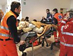 Passageiros do cruzeiro recebem assistência médica em Savona (Itália); ao menos 53 brasileiros estavam em navio na Itália 