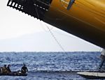Submarino checa mar perto do Costa Concordia; italiano é resgatado de navio naufragado na Itália Leia mais