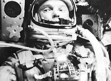 Astronauta John Glenn durante seu voo ao espao, em 1962