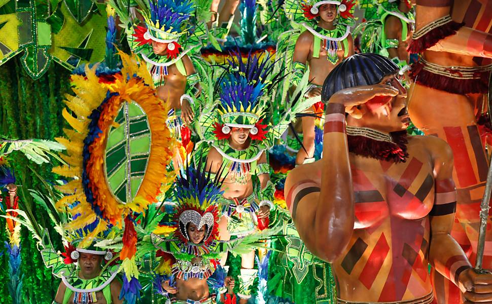 Desfile da escola de samba Mocidade com enredo "Por ti, Portinari: Rompendo a tela, à Realidade" Leia mais