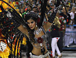 Desfile da escola de samba São Clemente que tem como samba-enredo "Uma Aventura Musical na Sapucaí"; veja o Especial do Carnaval 2012