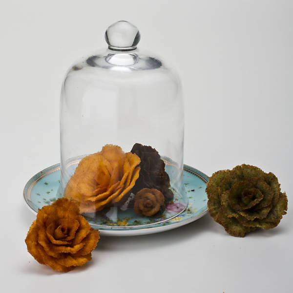 Redoma de vidro com biscoitos artesanais. R$ 150 (com três biscoitos grandes), na Adriana Carioba, tel. 0/xx/11/2086-8178 Leia mais
