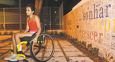 Thayane Monteiro, que praticava salto em distncia e ficou paraplgica aps levar 4 tiros