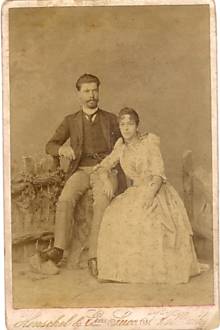 O mdico e sua mulher, Maria Carolina Bulco, em foto sem data