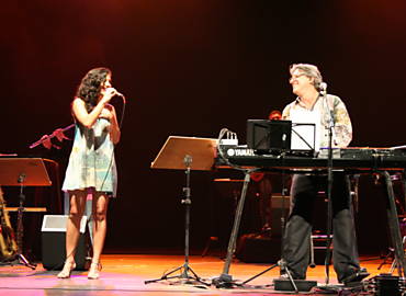 A ribeiro-pretana Vernica Ferriani, que vai se apresentar com a Sinfnica, durante show com o cantor Ivan Lins
