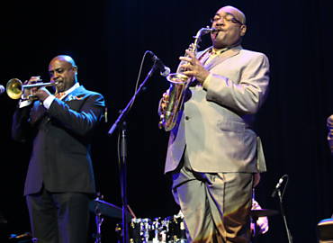 The Clayton Brothers durante show no BMW Jazz Festival