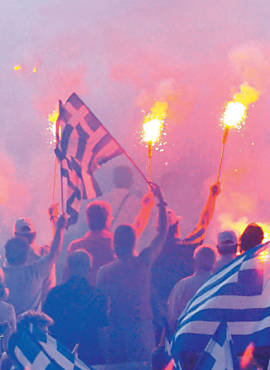 Militantes do Nova Democracia durante comcio em Atenas
